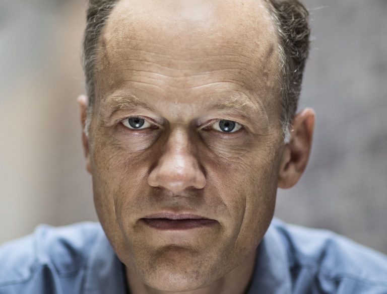 Rosto do autor Sebastian Mallaby