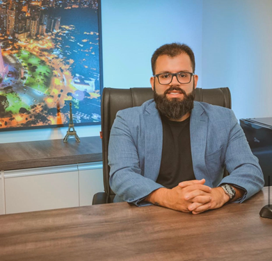 Felipe Otoni: Maior Vendedor de Proteção Veicular e o Sucesso no Marketing de Indicação