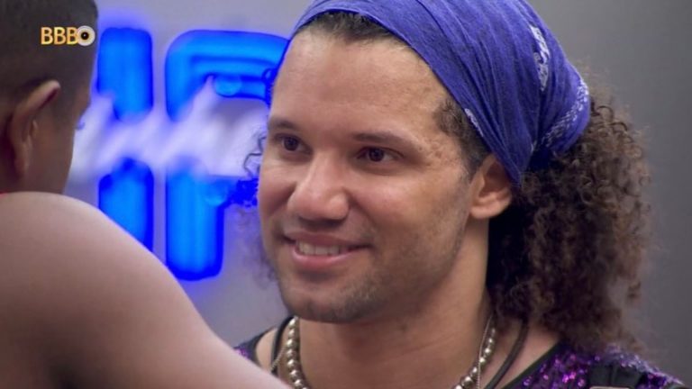 Maycon viola regra importante e perde estalecas como punição
