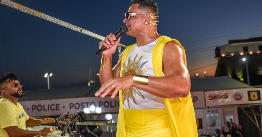 Xanddy Harmonia agita o Carnaval de Salvador com o Bloco Daquele Jeito