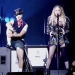 Madonna reúne mais de 1,6 milhão de pessoas na Praia de Copacabana